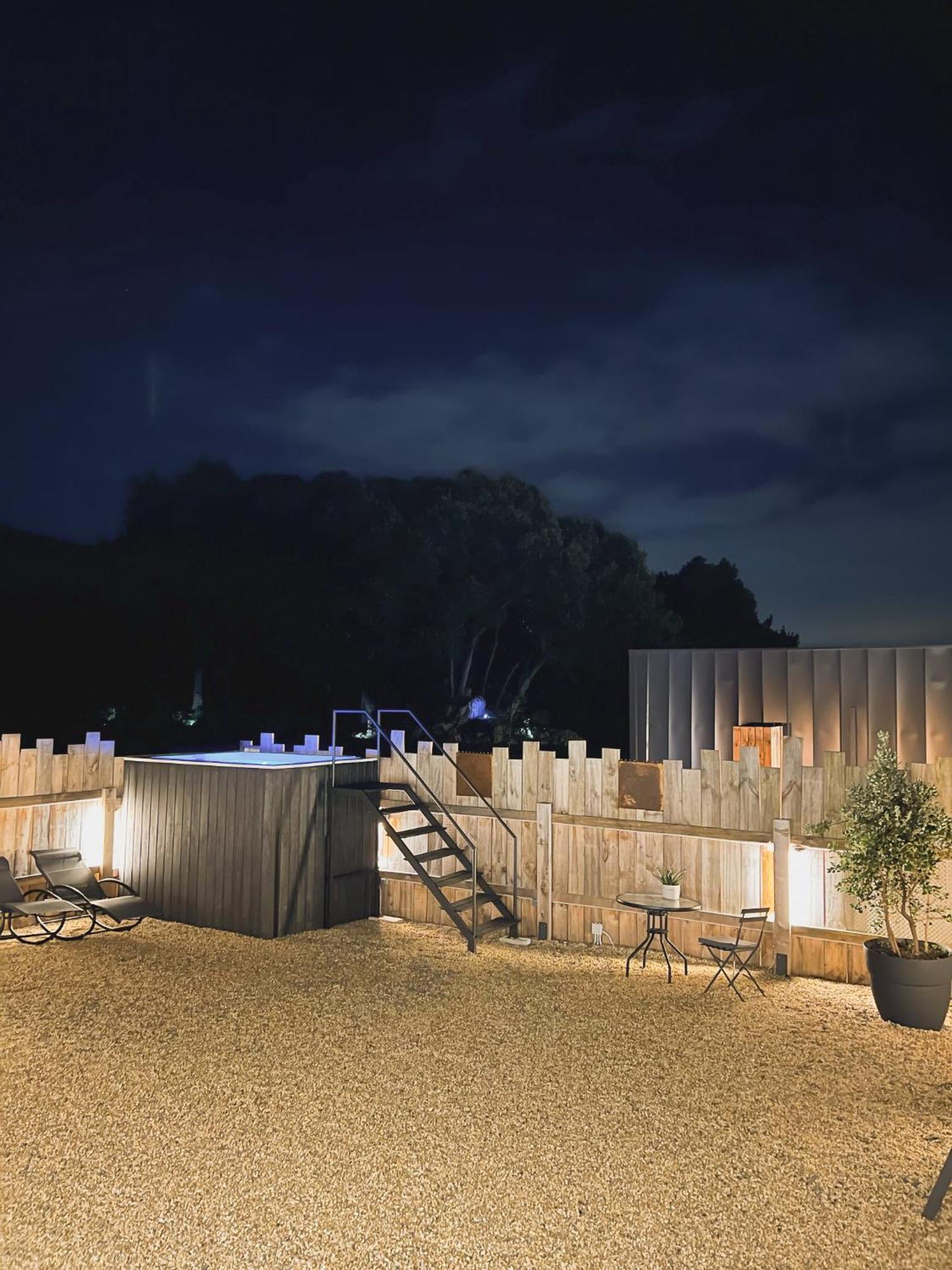 Vibe Luxury Cabins アルヌエロ エクステリア 写真