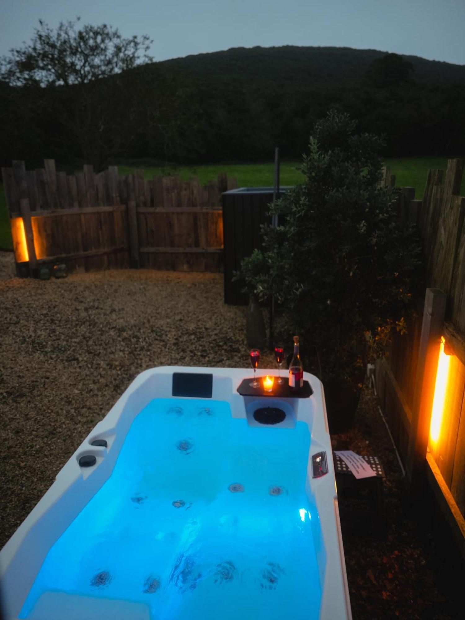 Vibe Luxury Cabins アルヌエロ エクステリア 写真